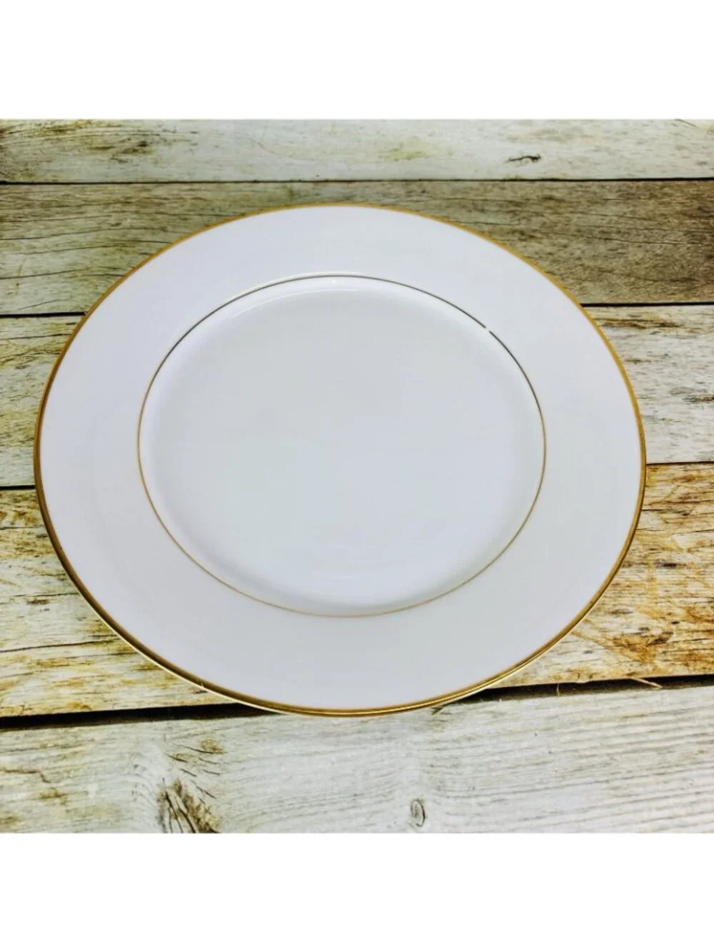Noritake HERITAGE Contemporary Gold Verge White Porcelain Dinner Plates Set 2